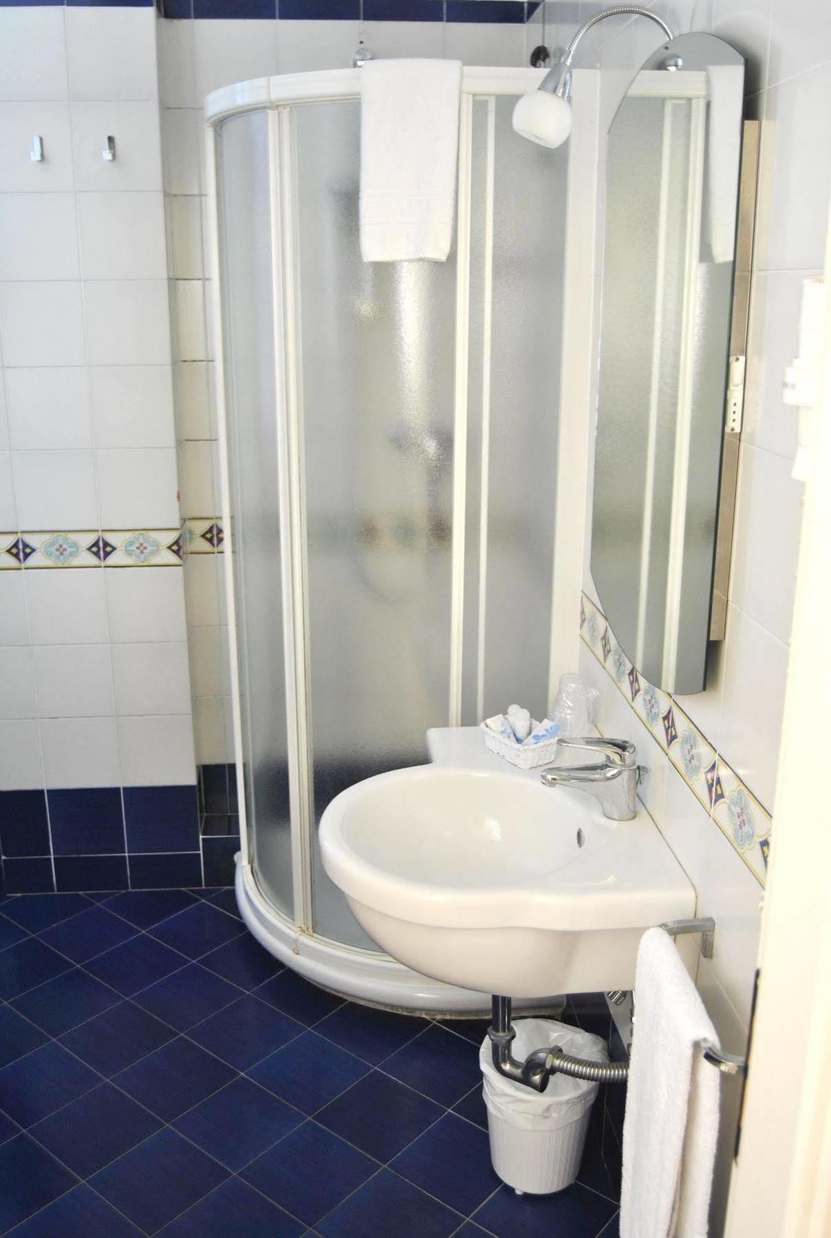 Hotel Sextum Bientina Eksteriør billede
